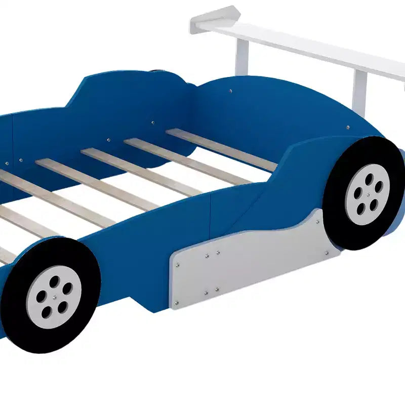 Lit plateforme simple en forme de voiture de course avec roulettes, au design unique