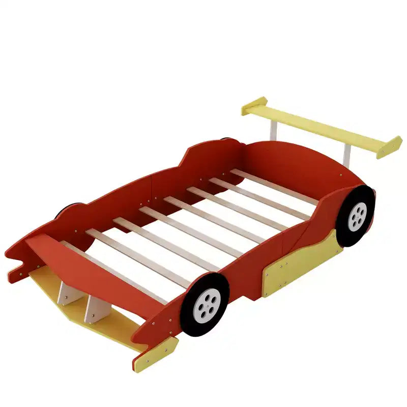 Lit plateforme simple en forme de voiture de course avec roulettes, au design unique
