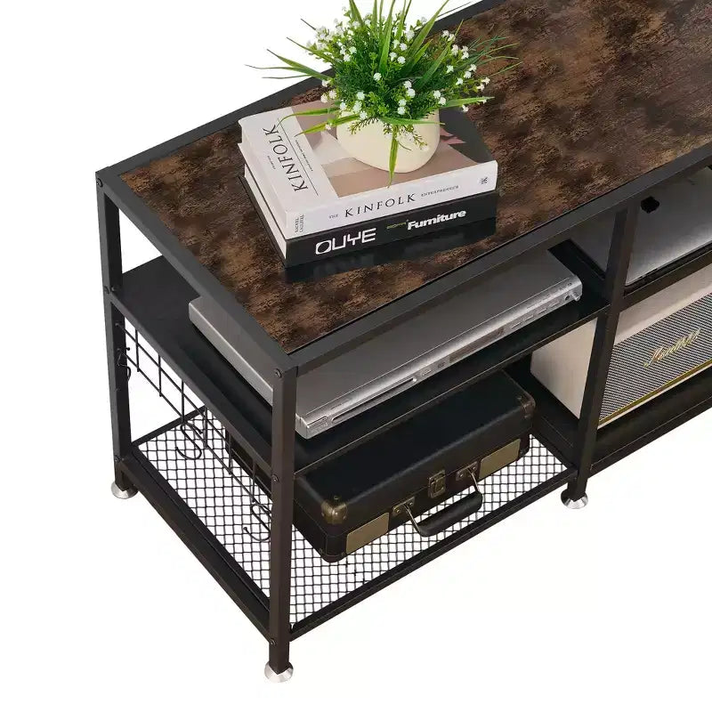 Meuble TV avec support et prise de courant, table console avec centre de divertissement réglable en hauteur avec étagères de rangement pour TV 70 pouces, noir/marron