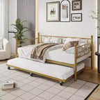 Cadre de lit de repos double avec lit gigogne, tête de lit florale et lattes en acier robustes, idéal pour les salons et les chambres d'amis, doré