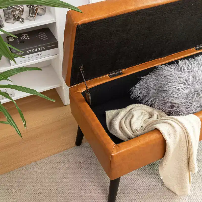 Banc de rangement 43,3 po de largeur pour chambre à coucher, banc de bout de lit, ottoman d'entrée avec pieds en bois massif, revêtement en lin/similicuir, capacité de 300 lb