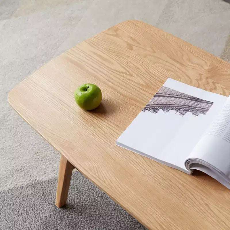 Table basse rectangulaire moderne en chêne massif avec étagère de rangement