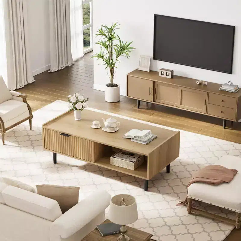 Table basse motif vague, table d'appoint pour salon avec finition grain de bois naturel et cadre robuste